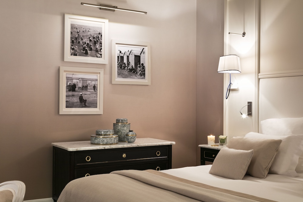 Chambre Supérieure, vue ville