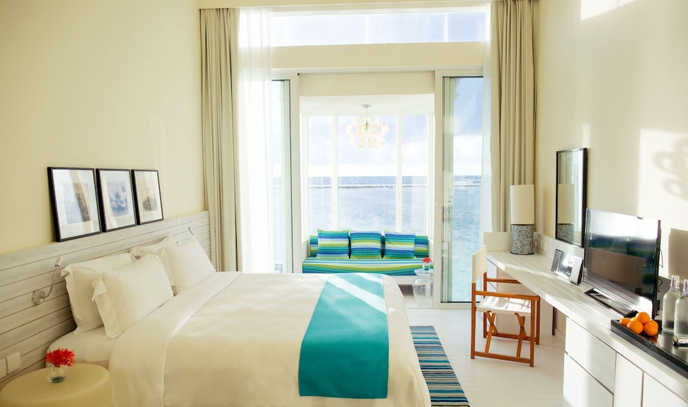 Villa, 2 Bedrooms, Sea View, Overwater photo 3