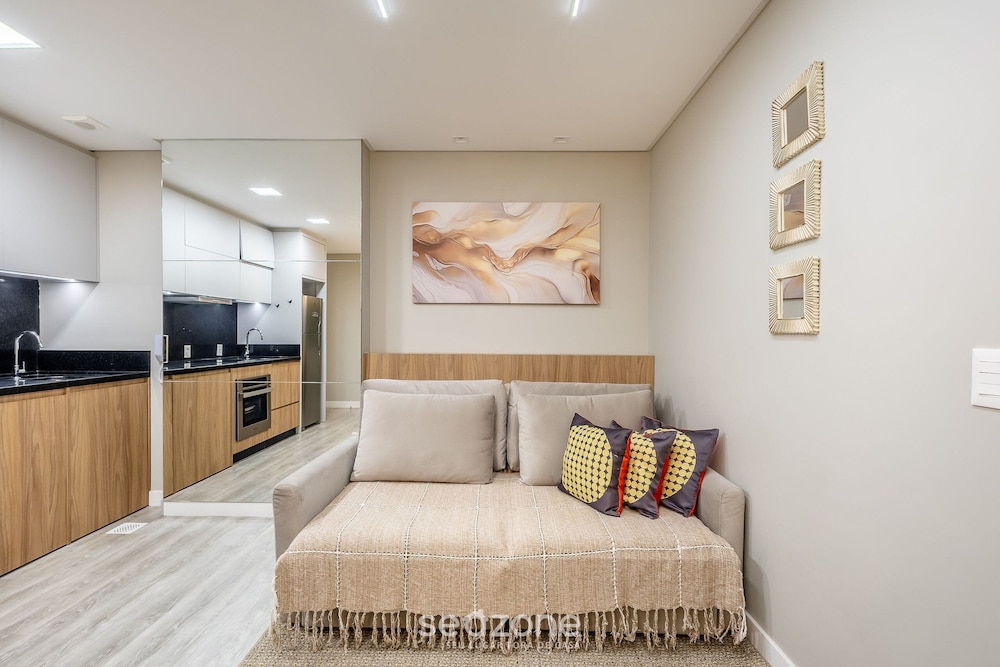 Basic Apartment photo 1