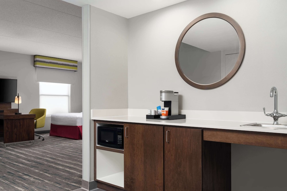 Suite, 2 Queen Beds, Accessible, Non Smoking - Photo 4