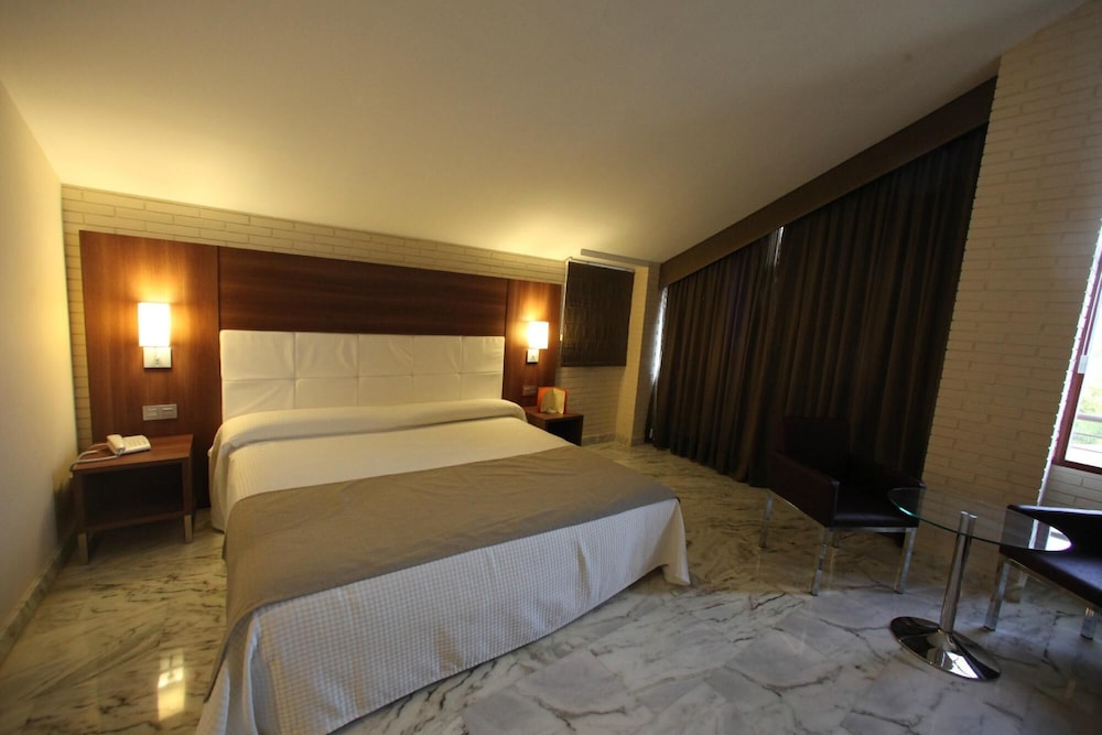 Superior Double Room - Photo 4