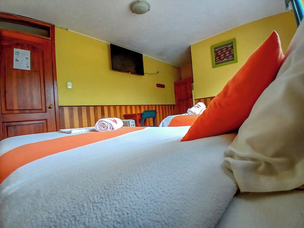 Comfort Triple Room, Private Bathroom, Mountain View