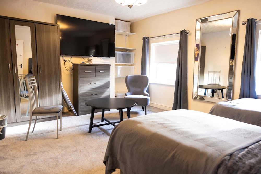 Double Room 6 photo 3