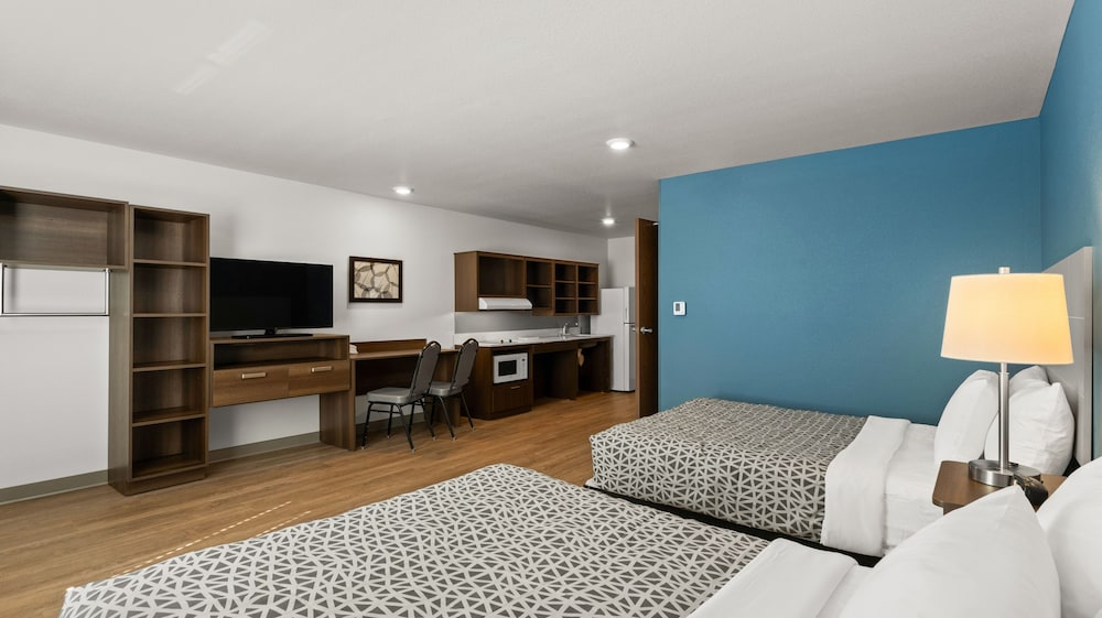 Suite, 2 Queen Beds, Accessible, Non Smoking photo 1