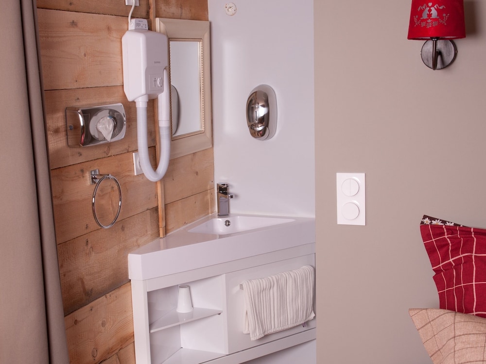 Double Room (Galahad) photo 2