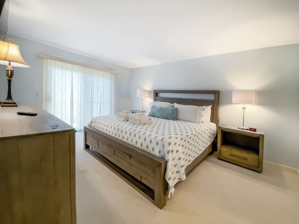Villa, Multiple Beds, Kitchen, Garden View (174 Twin Oaks)