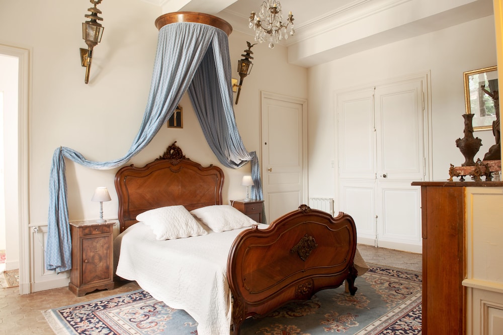 Royal Suite, 1 Bedroom, Private Bathroom, Park View photo 1