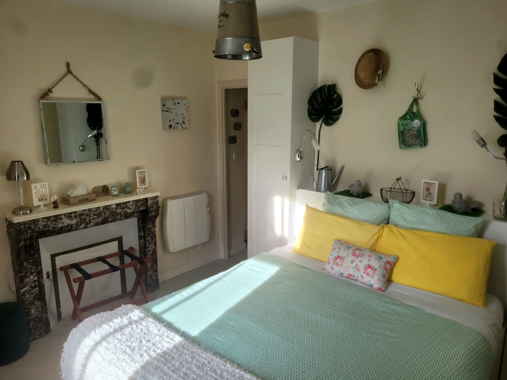Double Room (Garden) photo 1