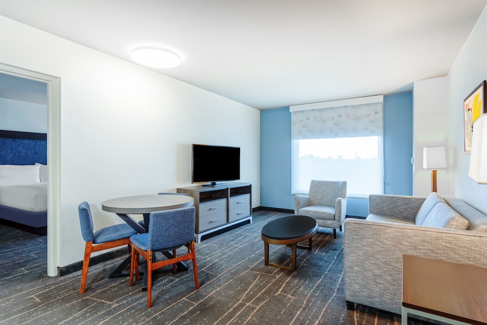 Suite, Multiple Beds