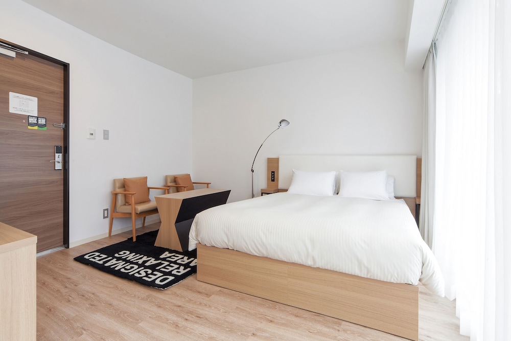 Superior Double Room, Non Smoking, NO group booking/ more than 2 rooms photo 3
