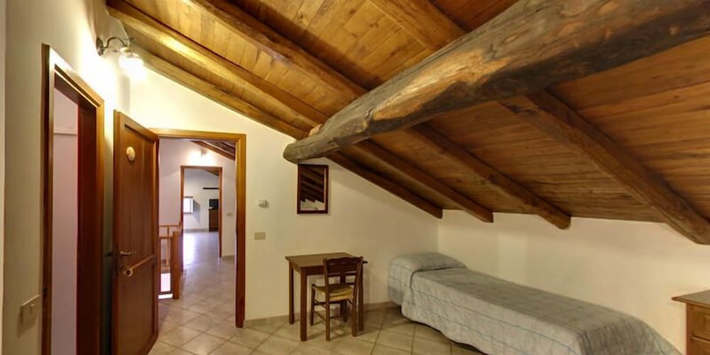 Quadruple Room photo 3