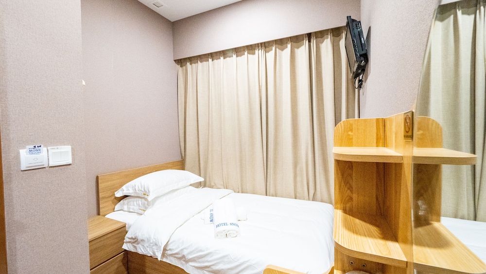Super Single Room photo 3