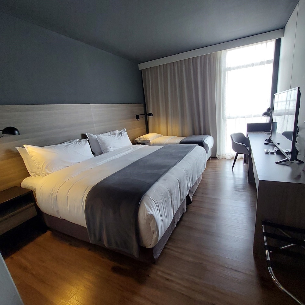 Superior Triple Room, Park View