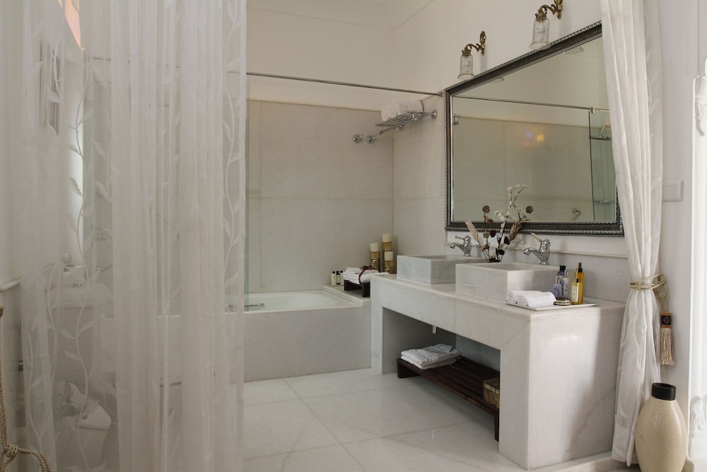 Heritage Suite photo 3