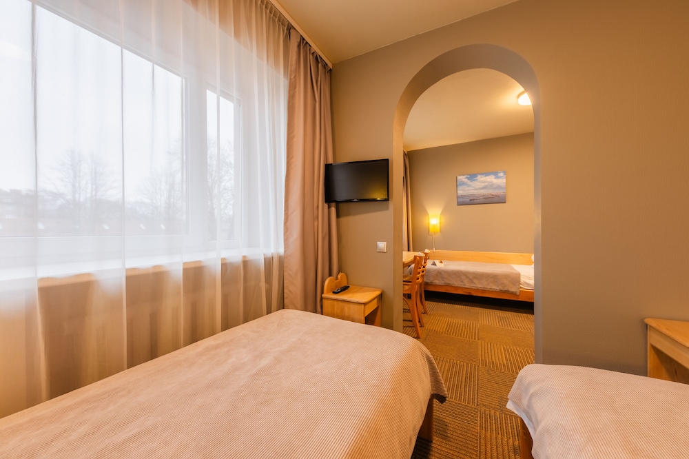 Classic Triple Room - Photo 2