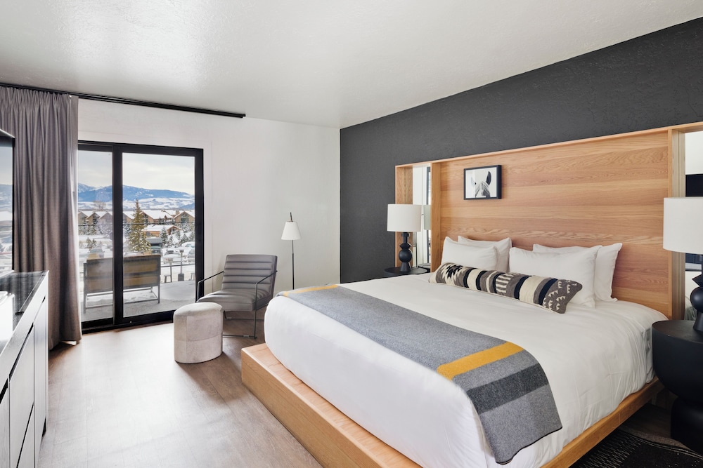 Deluxe Single Room, Pool View photo 1