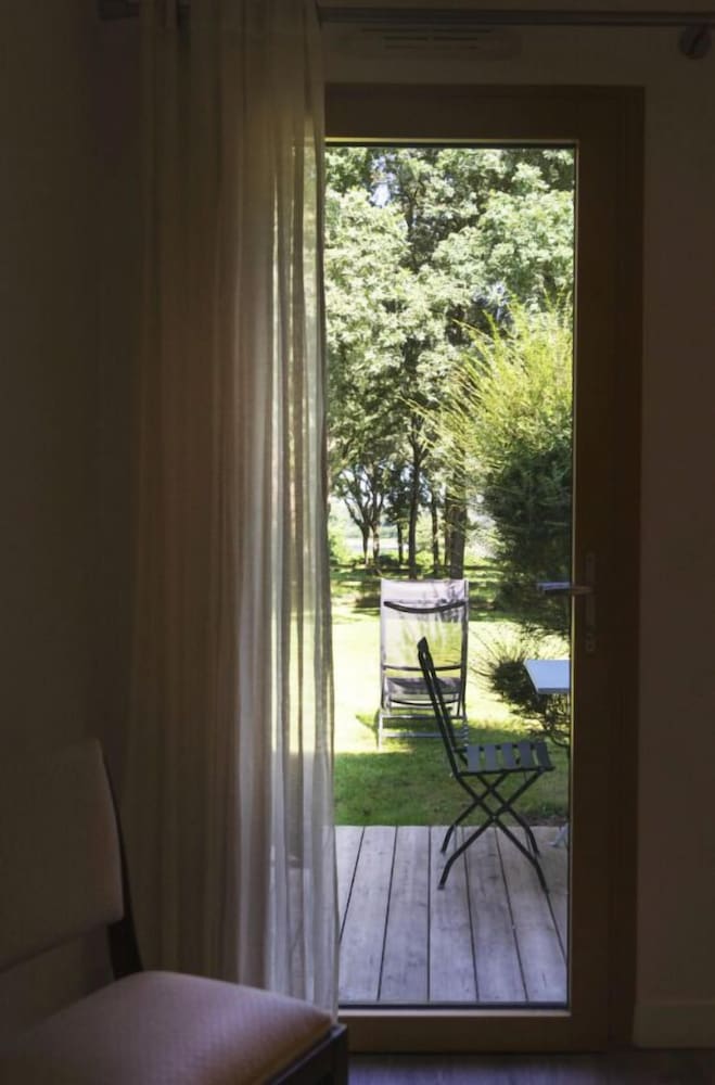 Classic Room, Garden View photo 3