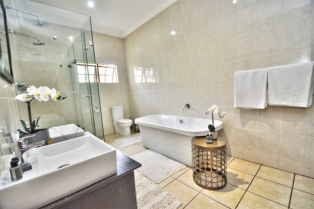 Executive Room photo 3