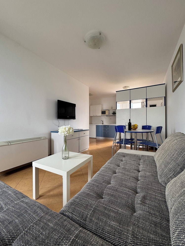 Apartment, Sea View