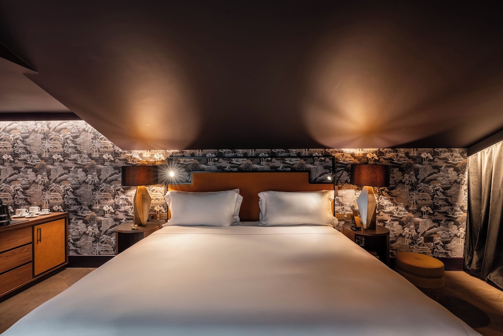 Signature Suite (Borboni)