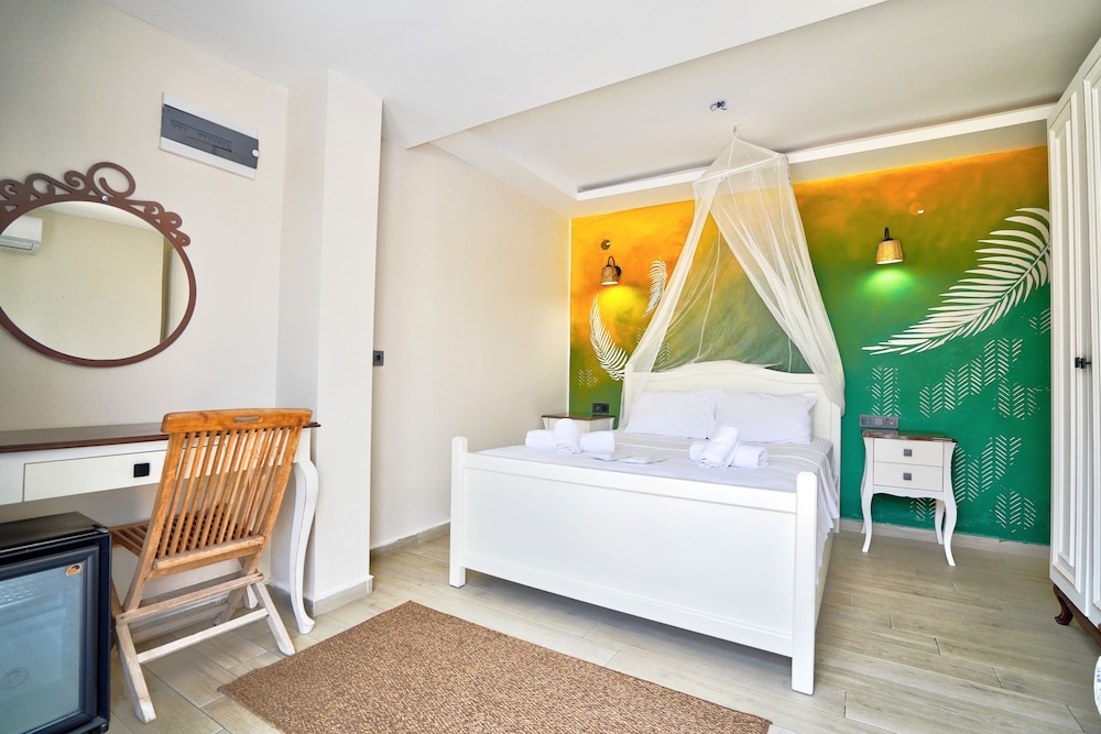 Standard Room - Photo 10
