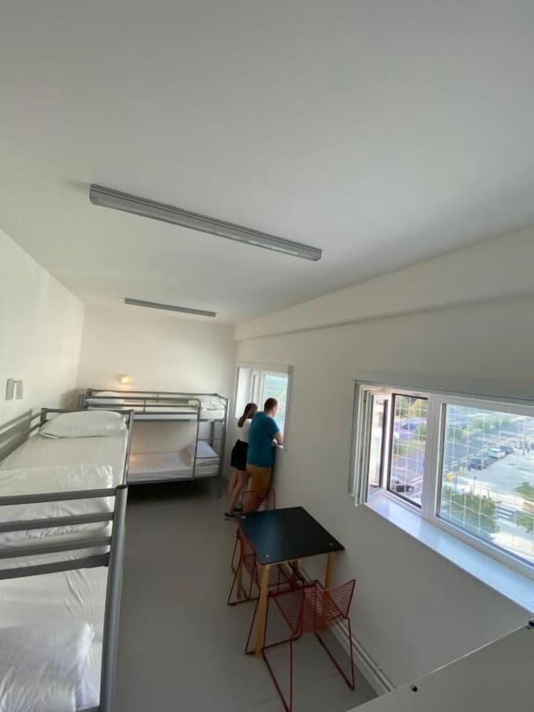 Quadruple Room (with shower) - Photo 6
