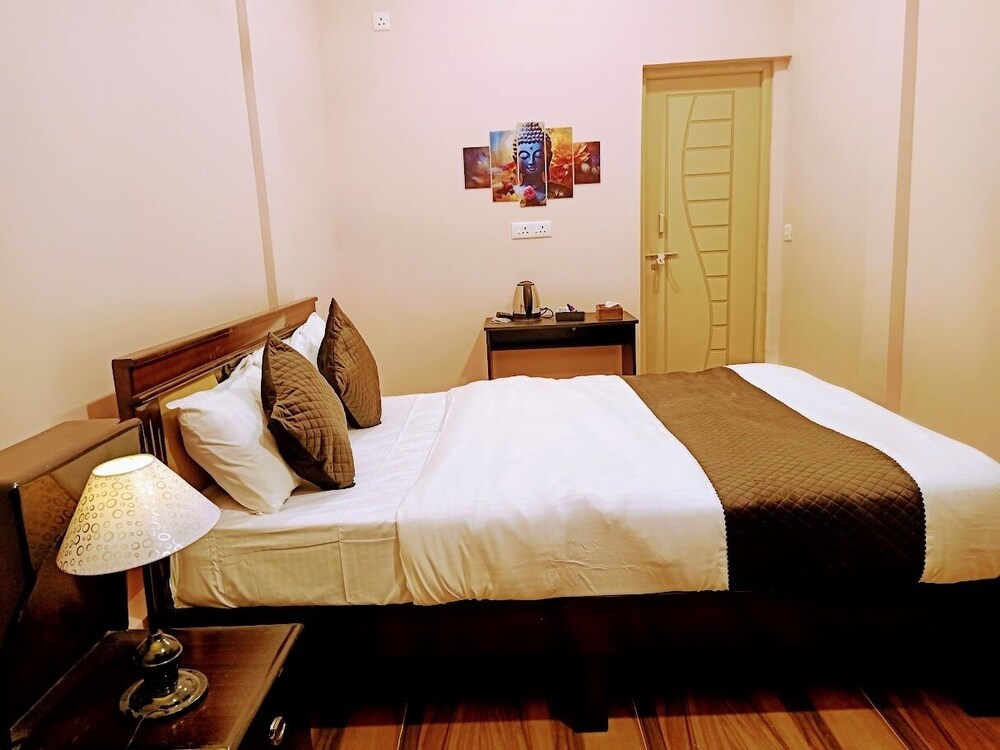 Deluxe Suite photo 3
