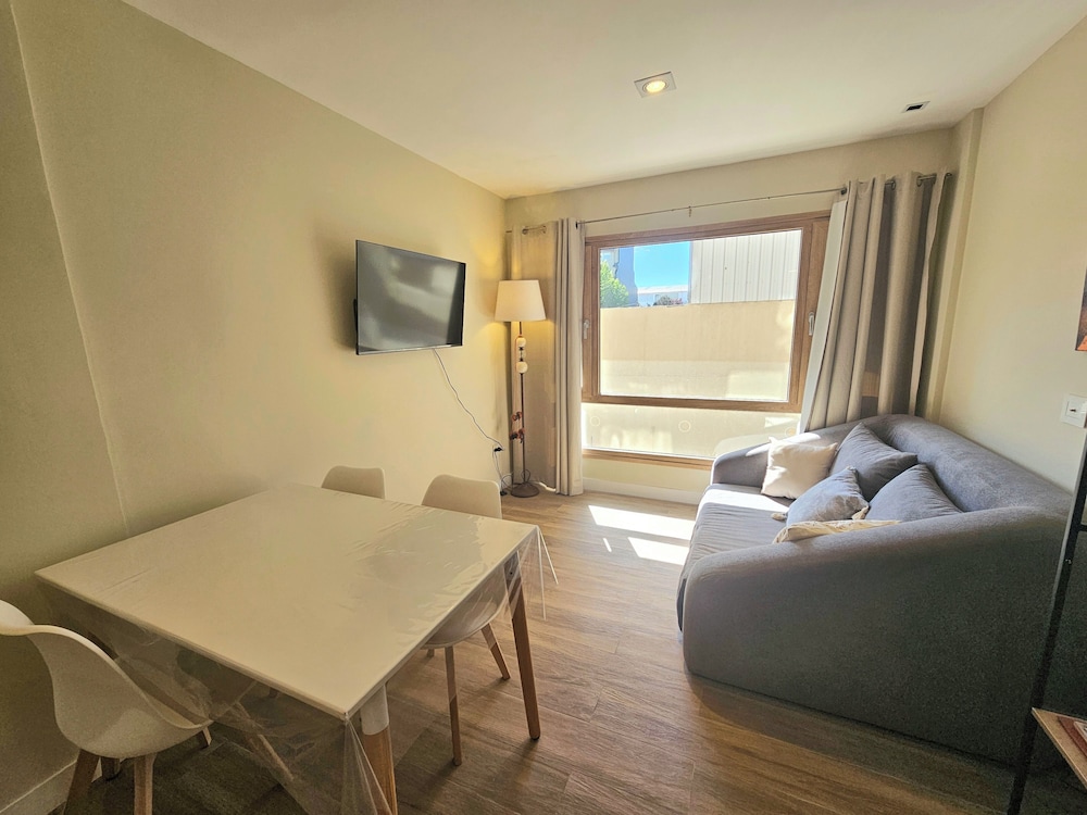 Family Apartment, 1 Bedroom photo 1