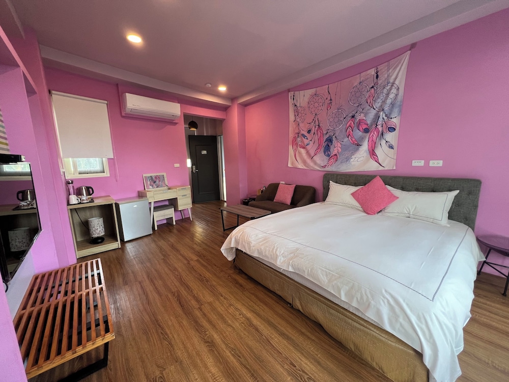 Romantic Double Room, Courtyard View (2f) photo 3