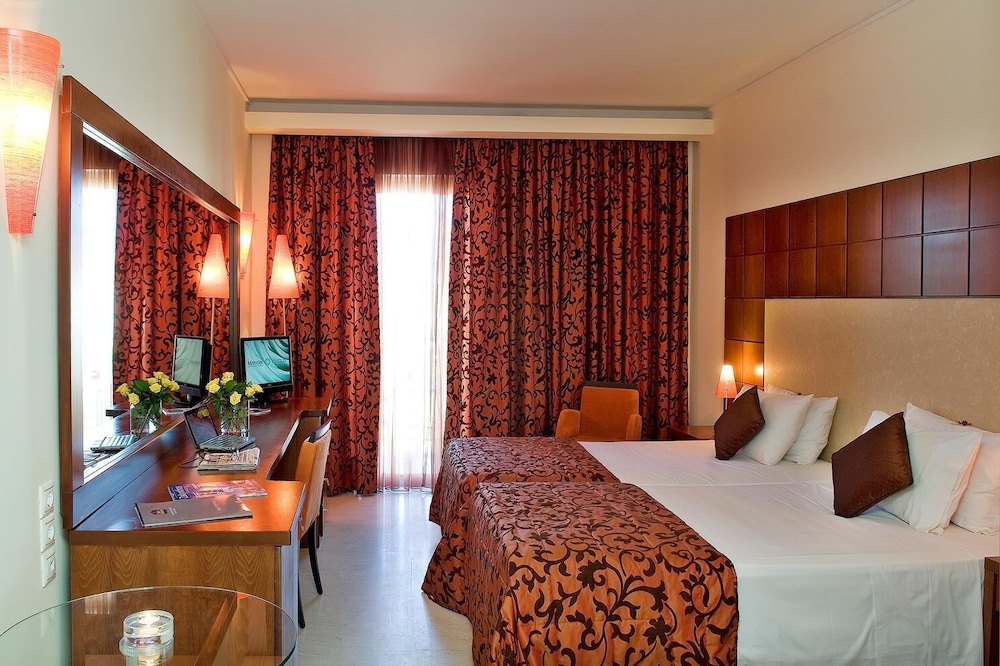 Standard Room, 2 Twin Beds, Non Smoking, Balcony
