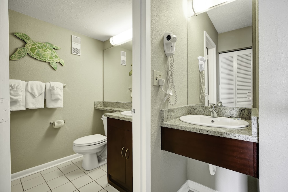 Standard Room, 2 Double Beds, Ocean View (Efficiency) - Photo 4