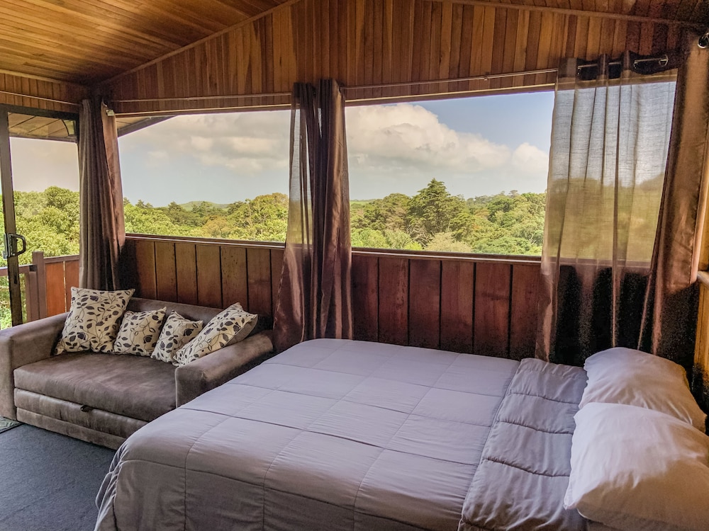 Deluxe Double Room, 1 Queen Bed with Sofa bed, Tower photo 2