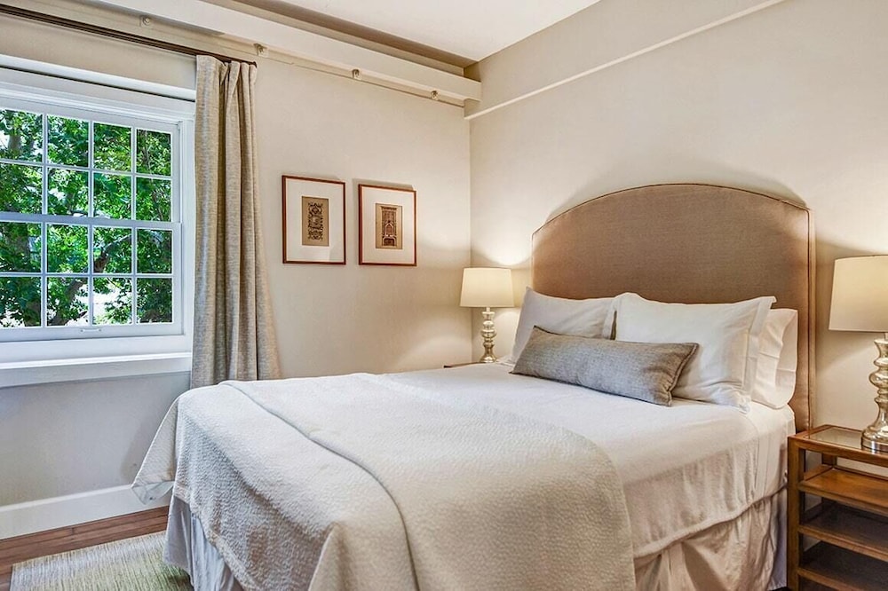 Suite, Multiple Beds, Balcony