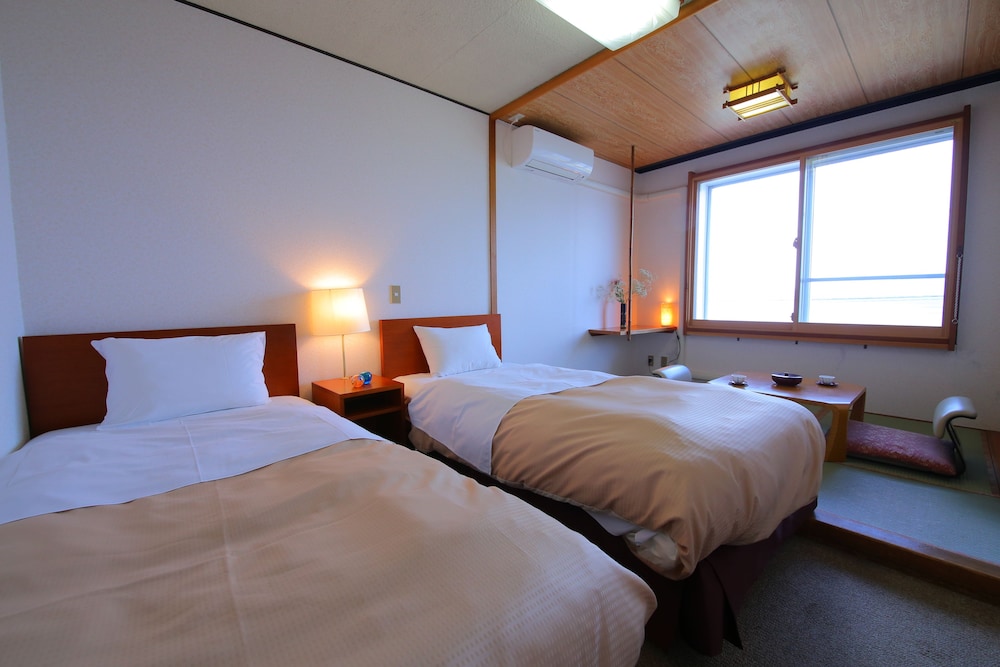 Deluxe Twin Room, Non Smoking photo 1