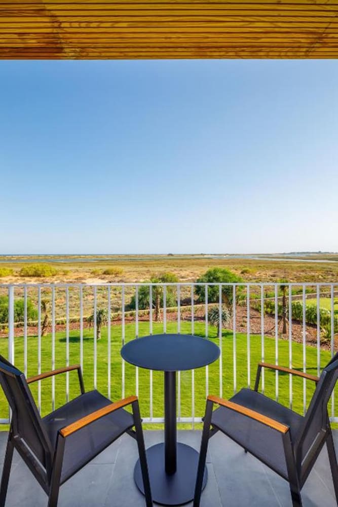 Standard Double Room, Ria View - Photo 5
