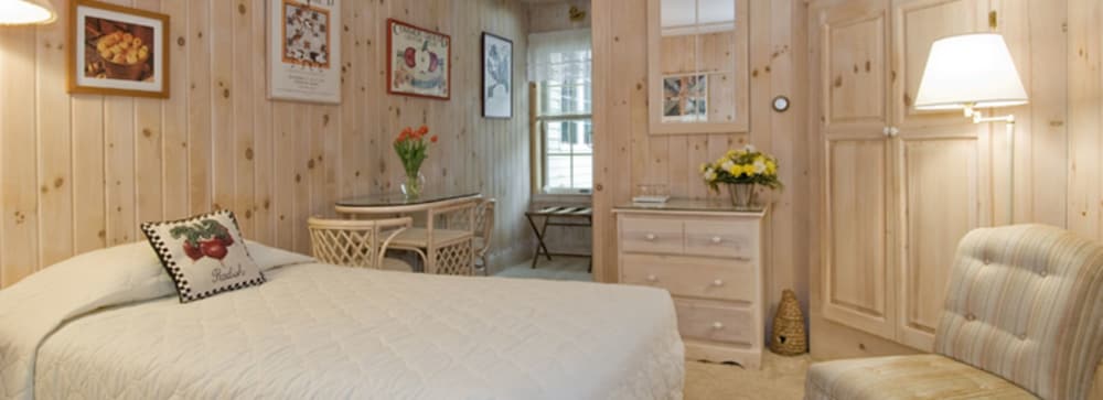 Twin Room (Country Fair) photo 1