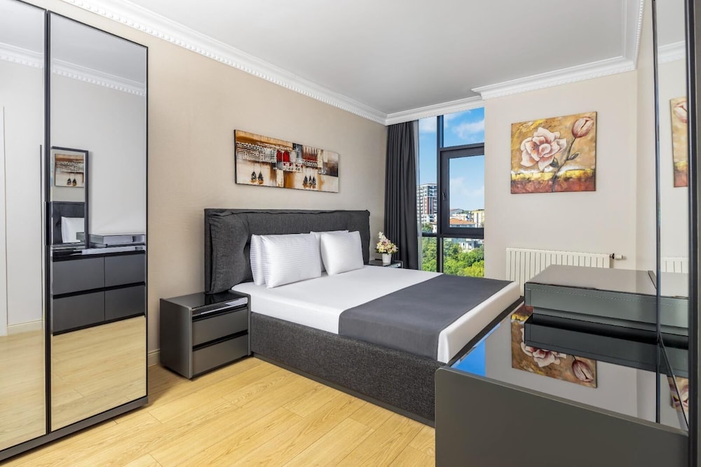 Apartment, 2 Bedrooms, City View photo 1