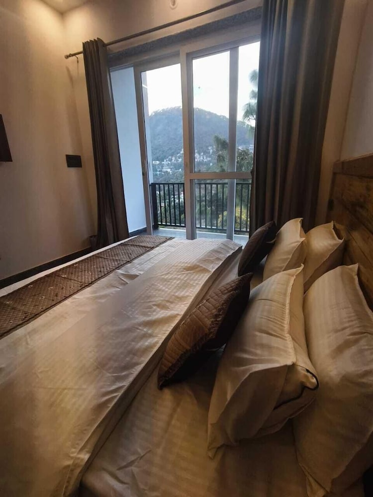Superior Double Room, Balcony, Mountain View photo 1