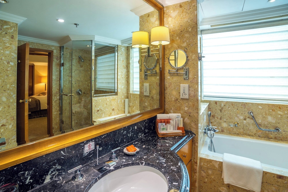 Executive Suite, Sea View - Photo 1