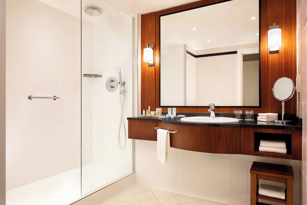 Suite, 1 Bedroom, Sea View thumbnail 6