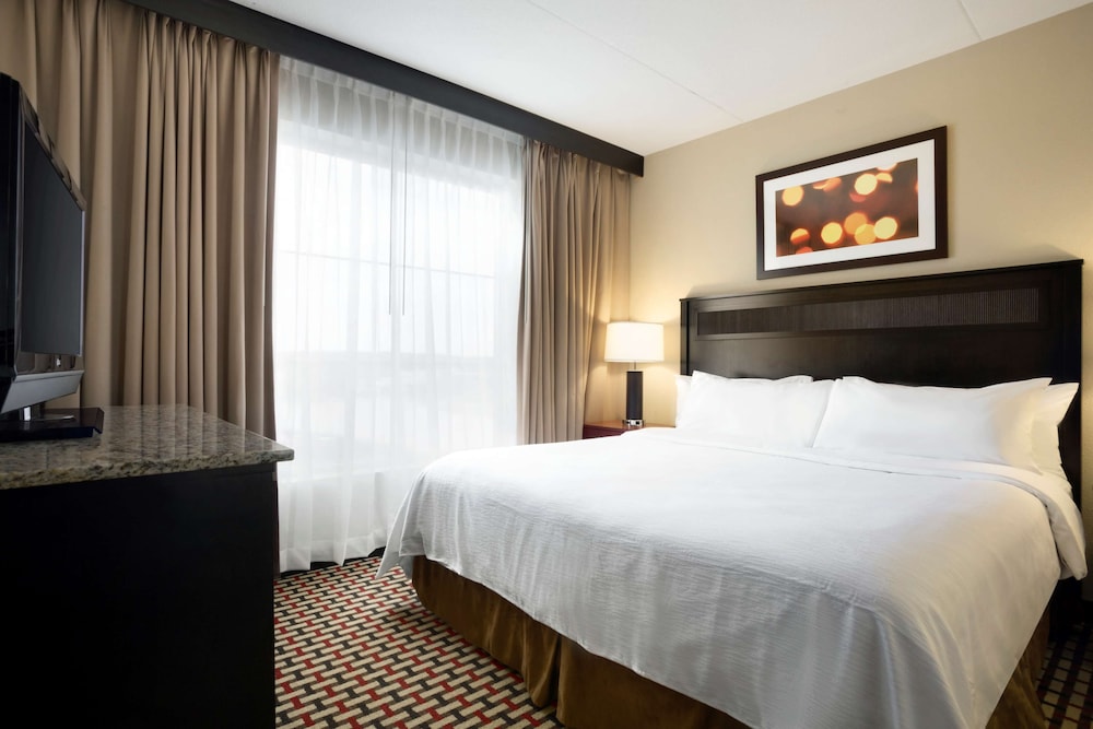 Premium Suite, 1 King Bed, Accessible, Bathtub