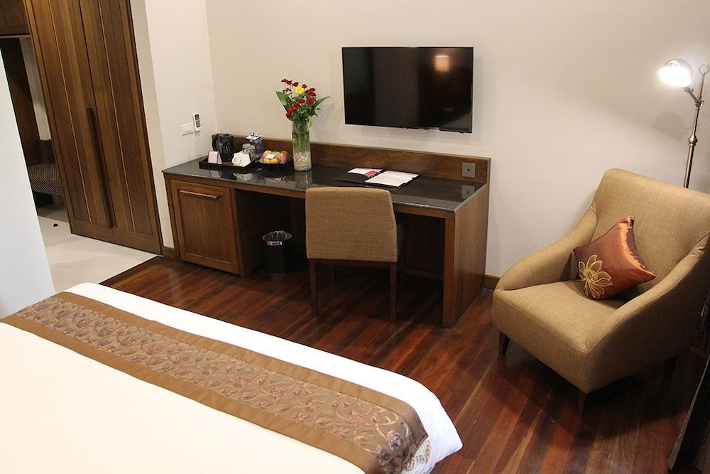 Standard Single Room, Pool View photo 1