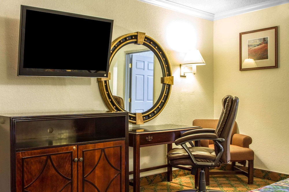 Econo Lodge, Photo 8