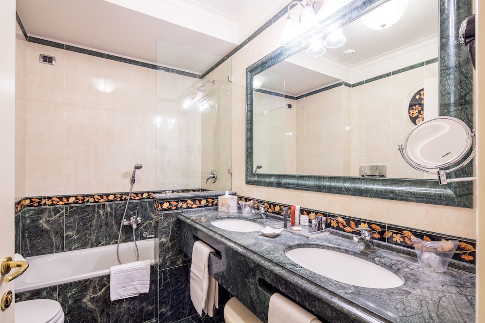 Suite, 2 Bedrooms thumbnail 6