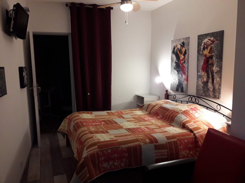 Double Room (La Mère Veilleuse) photo 1