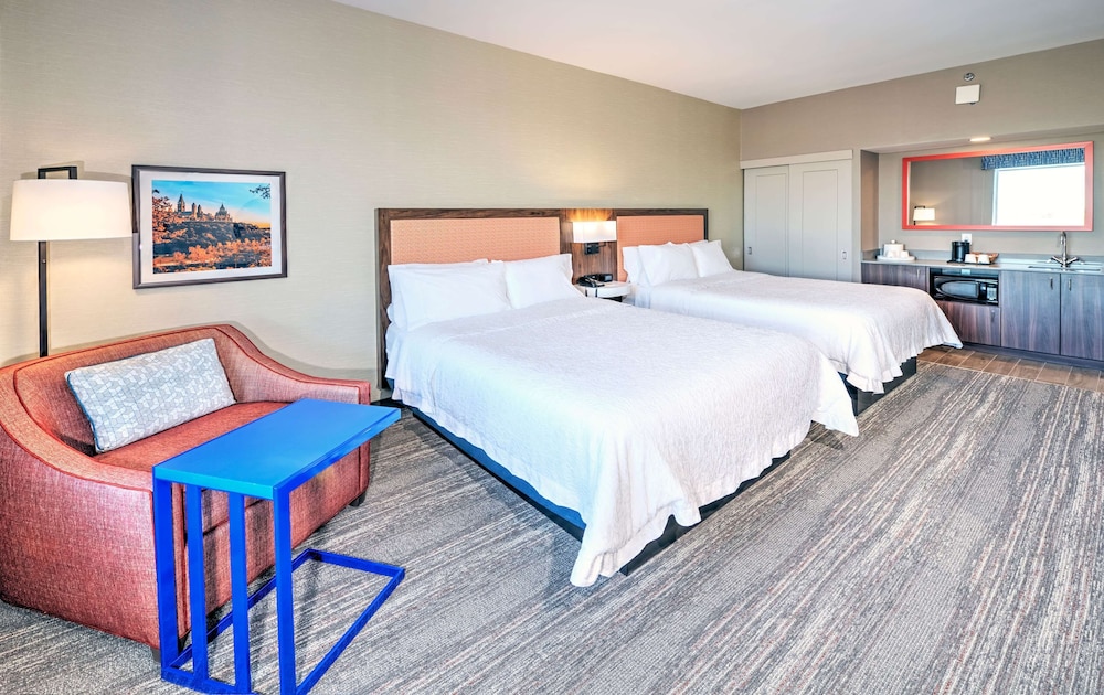 Room, 2 Queen Beds, Non Smoking - Photo 2