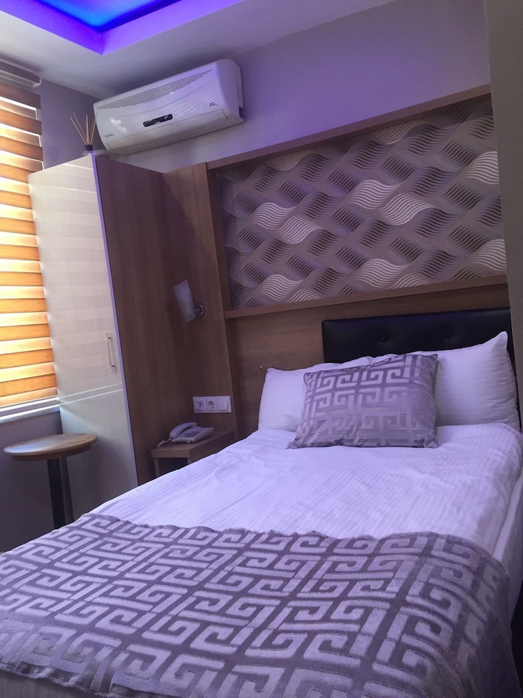 Economy Double Room photo 1