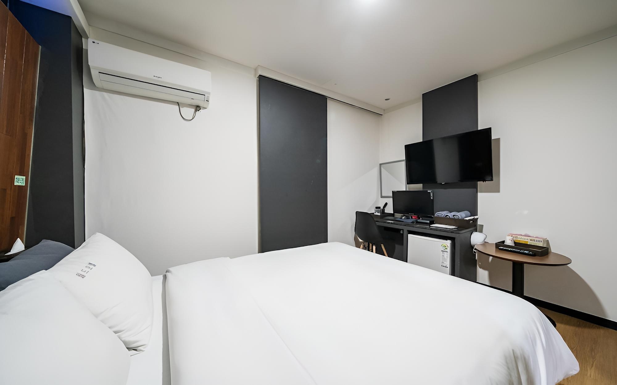 Room (Standard) photo 3