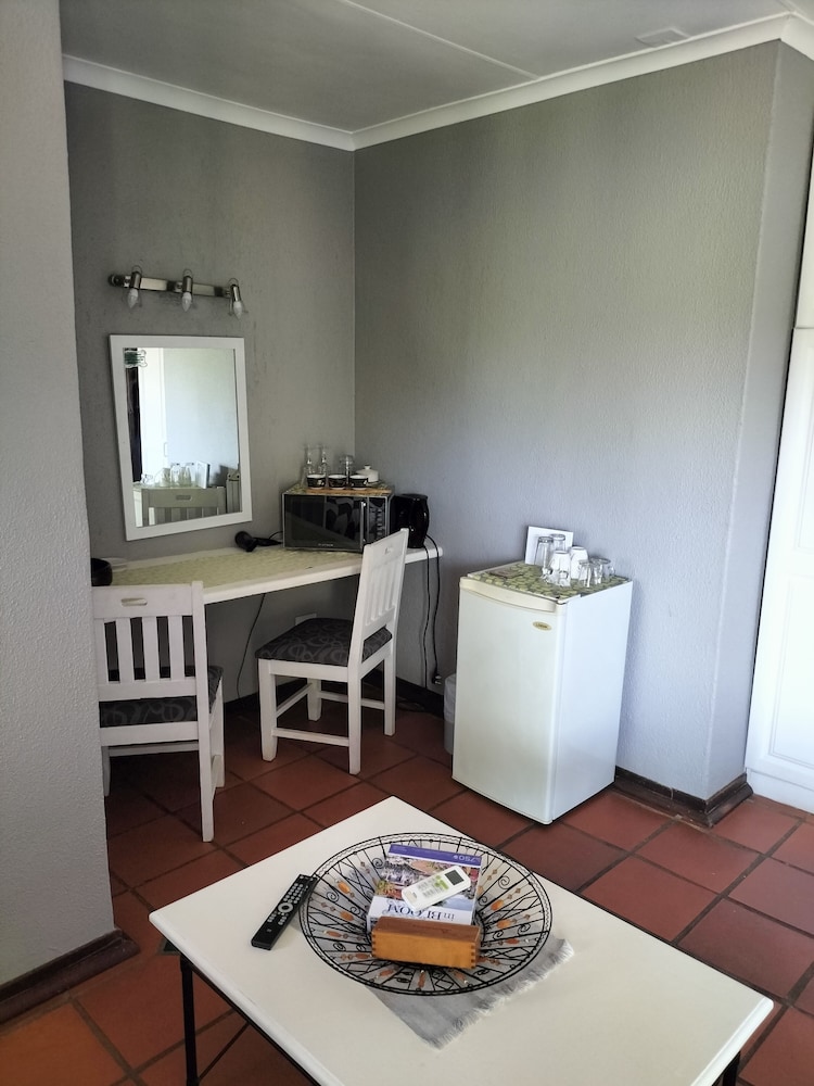 Luxury Double or Twin Room, 1 Bedroom, Garden View, Garden Area photo 1