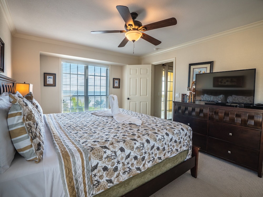 Condo (2 Bedrooms)